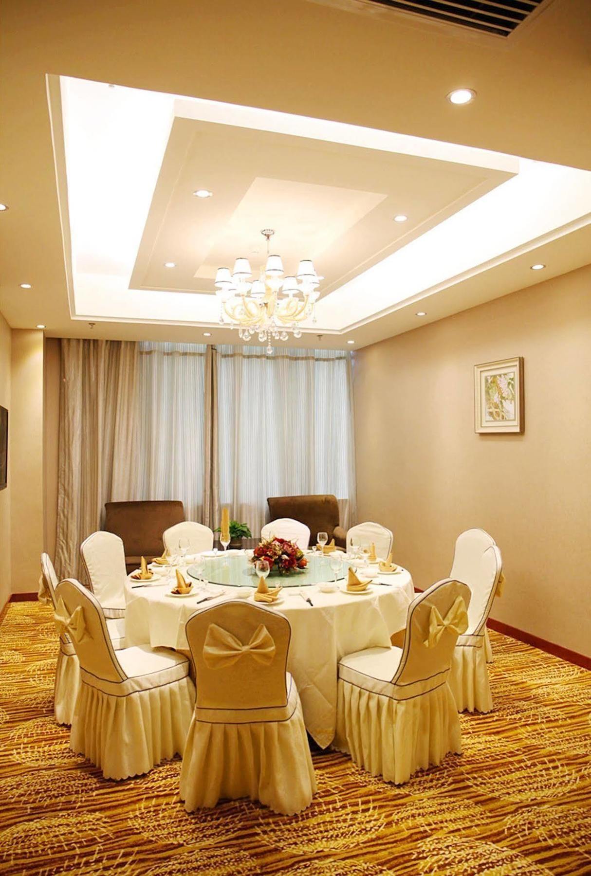 Jinhu Hotel Nanchang  Zewnętrze zdjęcie